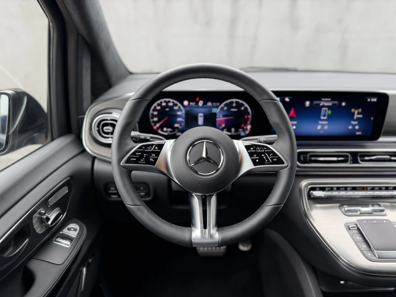 Mercedes-Benz V 300 d 4MATIC LONG, снимка 13 - Автомобили и джипове - 52554188