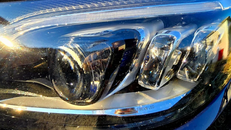 Mercedes-Benz C 300 e AMG Plug-In Hybrid 9G-Tronic, снимка 8 - Автомобили и джипове - 52770796