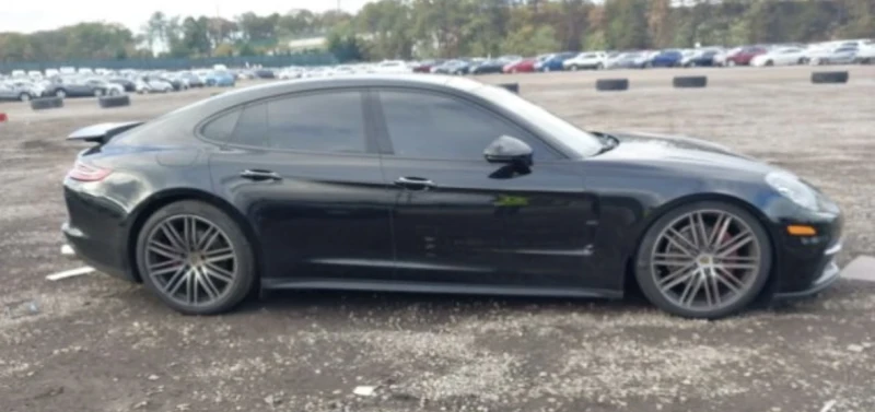 Porsche Panamera 4, снимка 6 - Автомобили и джипове - 53079461