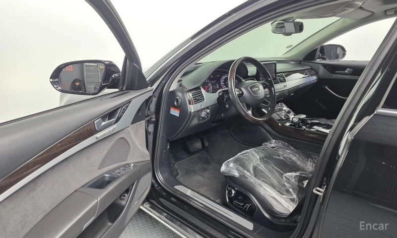 Audi A8, снимка 11 - Автомобили и джипове - 53309971