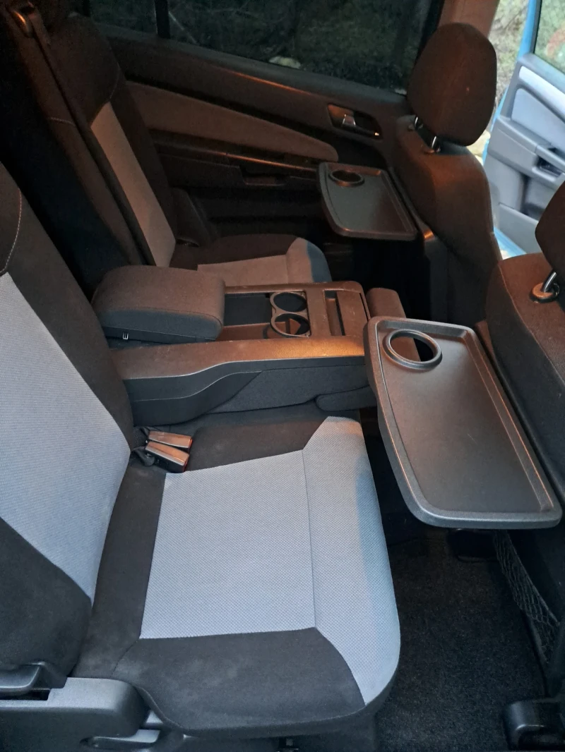 Opel Zafira, снимка 13 - Автомобили и джипове - 53396111