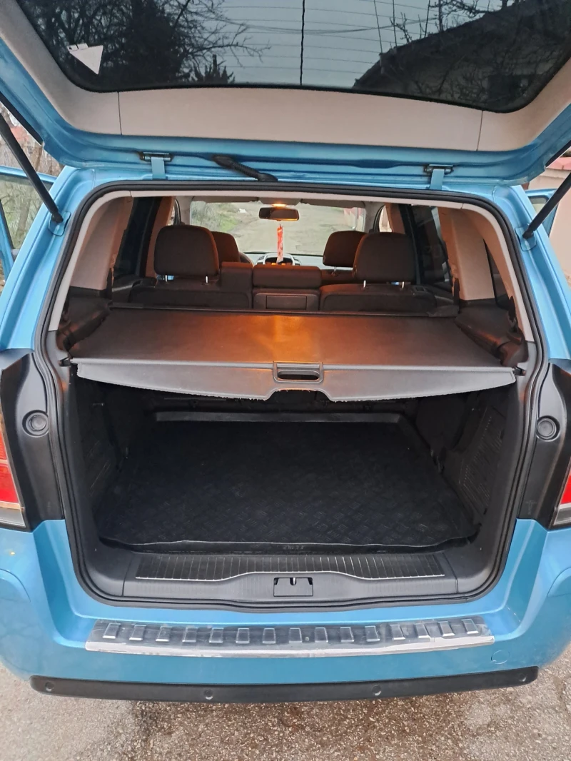 Opel Zafira, снимка 14 - Автомобили и джипове - 53396111