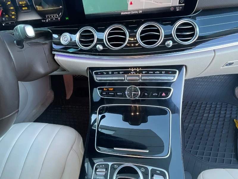 Mercedes-Benz E 450 * CARFAX* АВТОФИНАНСИРАНЕ*  - изображение 7