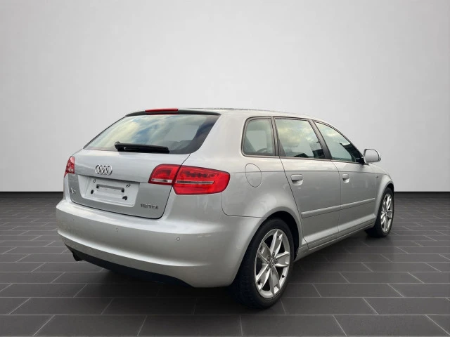Audi A3 TDI S-Line Германия Клима  , снимка 5 - Автомобили и джипове - 52817522