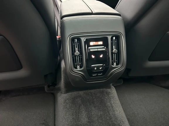 Aston Martin DBX 707 = Black Pack = Panorama �������� | Mobile.bg � ����������� 11