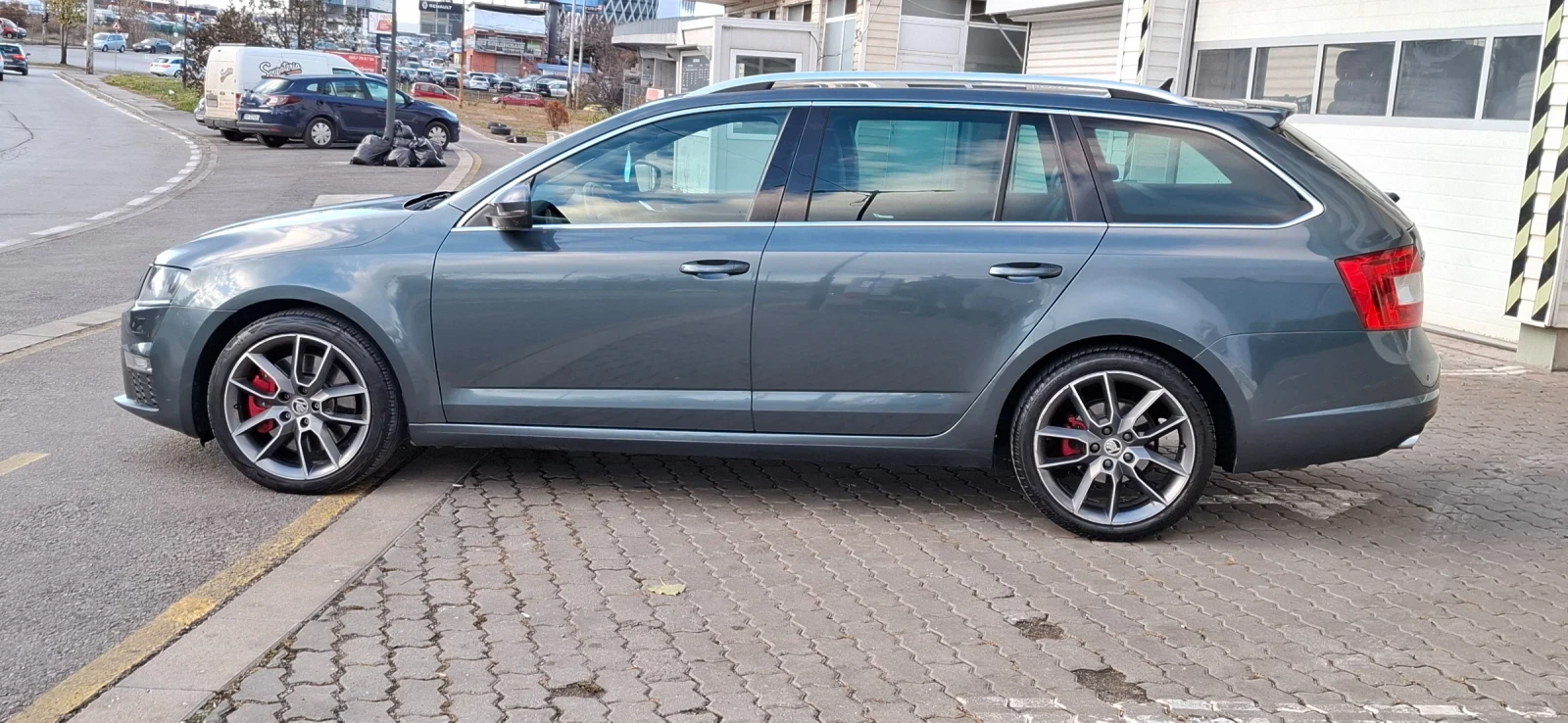 Skoda Octavia 2.0 vrs 184kc Canton Камера Дистроник Обслужена  - изображение 3