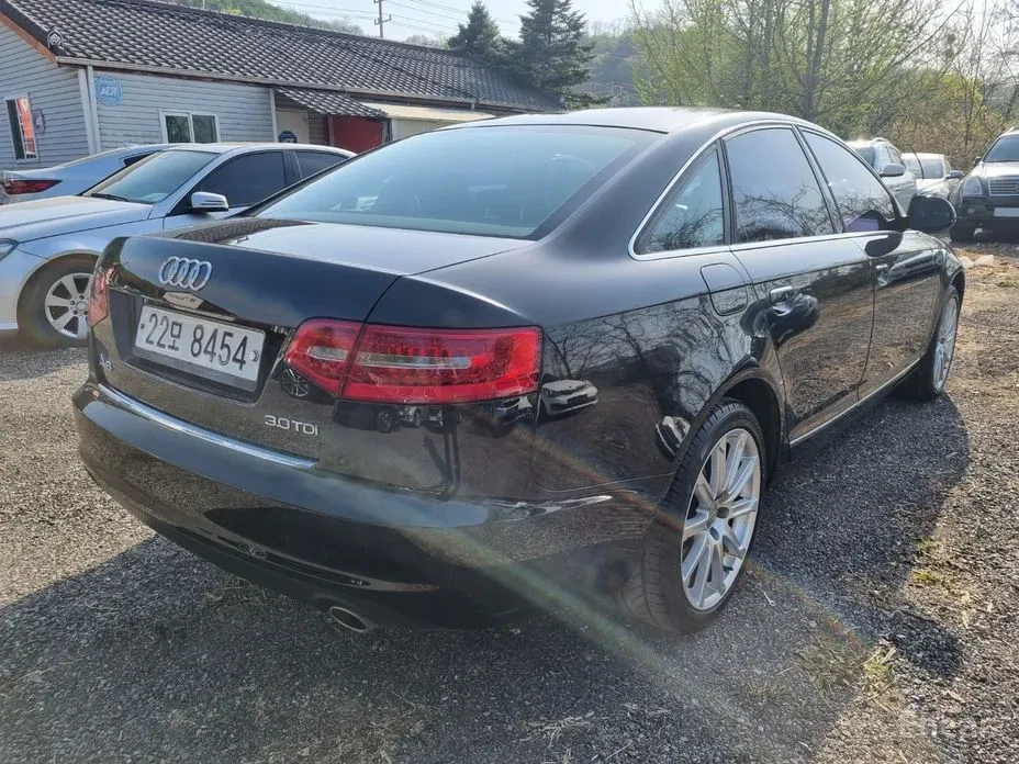 Audi A6 A6 3.0 TDI quattro C6 - изображение 4