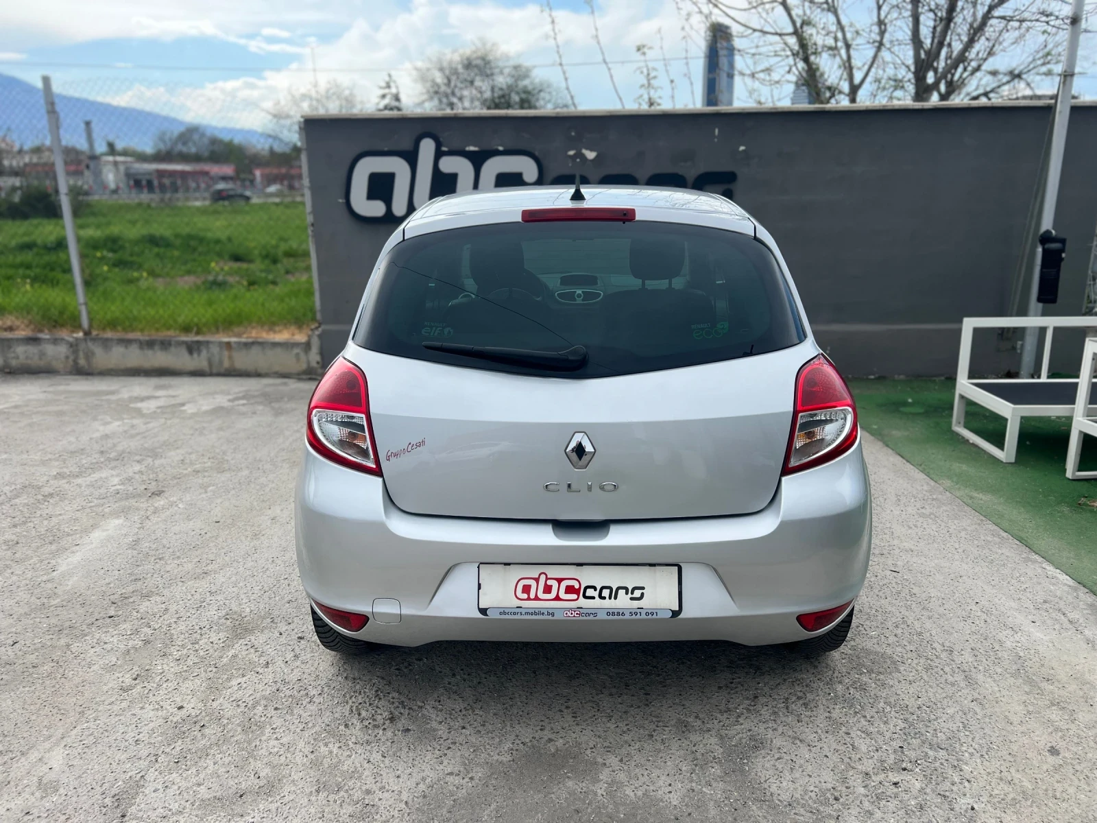 Renault Clio 1.2i 16v Yahoo - изображение 6