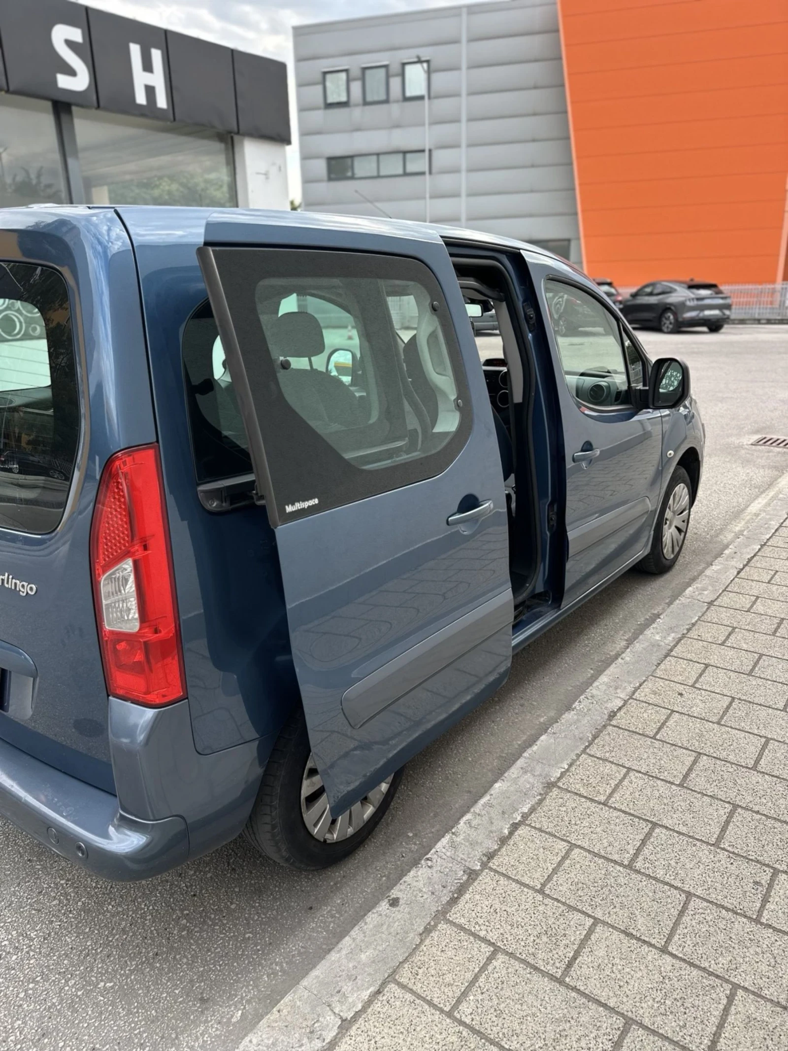 Citroen Berlingo 1.6 HDI  90к.с.  КЛИМАТРОНИК  - изображение 9