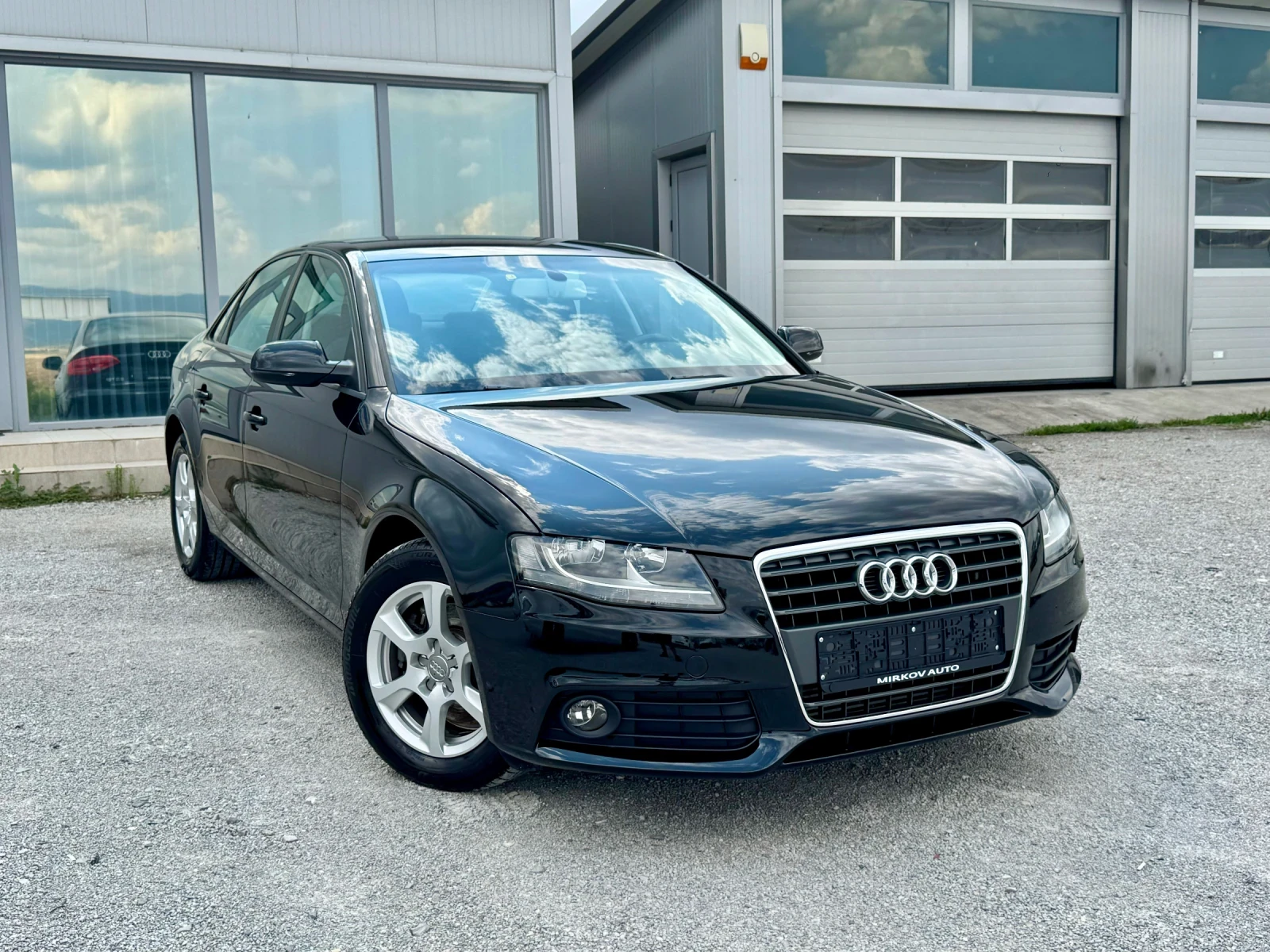 Audi A4 2.0TDI/50.000км/ИСТОРИЯ АУДИ/НОВА - изображение 3