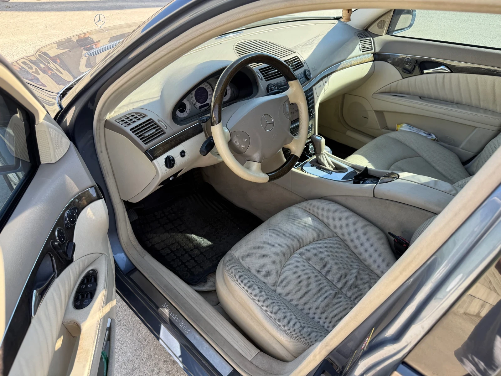 Mercedes-Benz E 320 E 320 V6/ 224ps/ Avantgarde/ Full ekstri - изображение 7