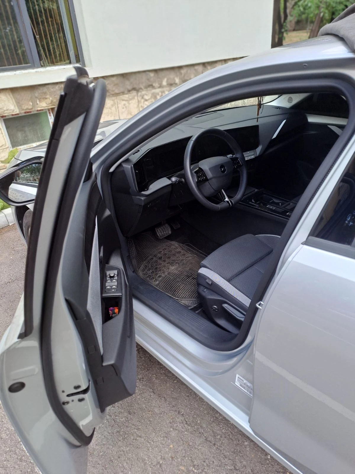 Opel Astra 1, 2 Pure Tech - изображение 2