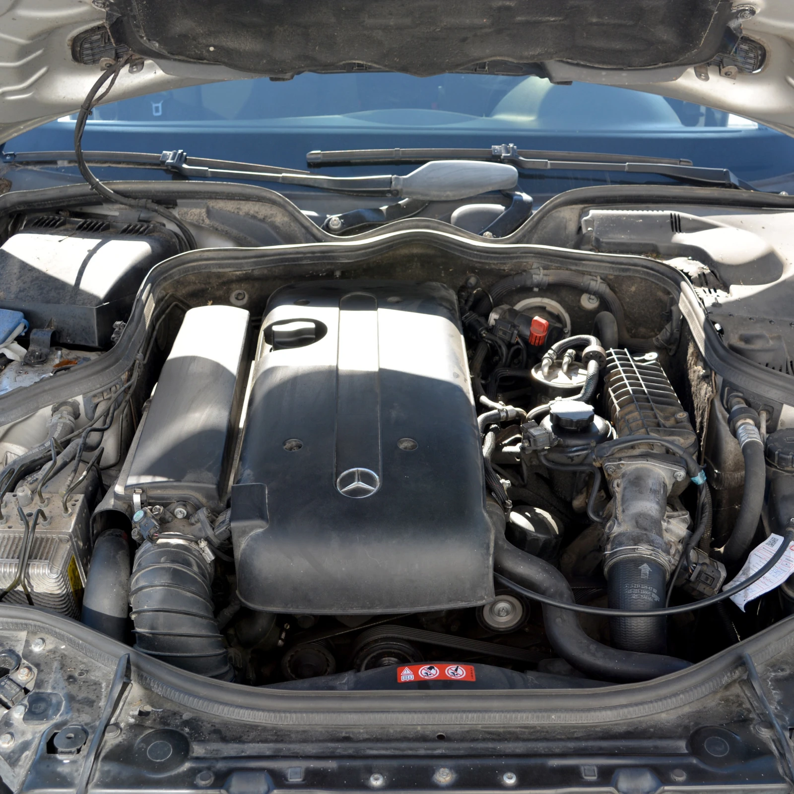 Mercedes-Benz E 220 2.2 CDI - изображение 6