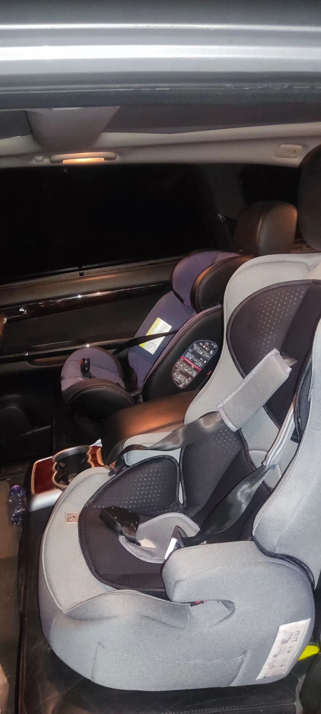 Mercedes-Benz R 320  - изображение 8