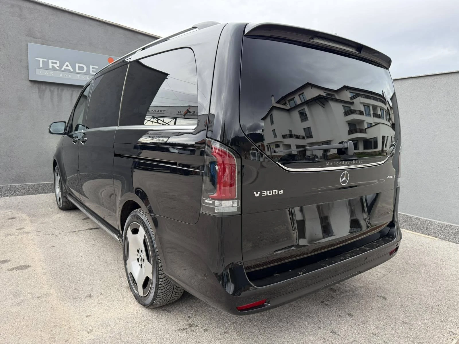 Mercedes-Benz V 300 d 4MATIC LONG - изображение 6