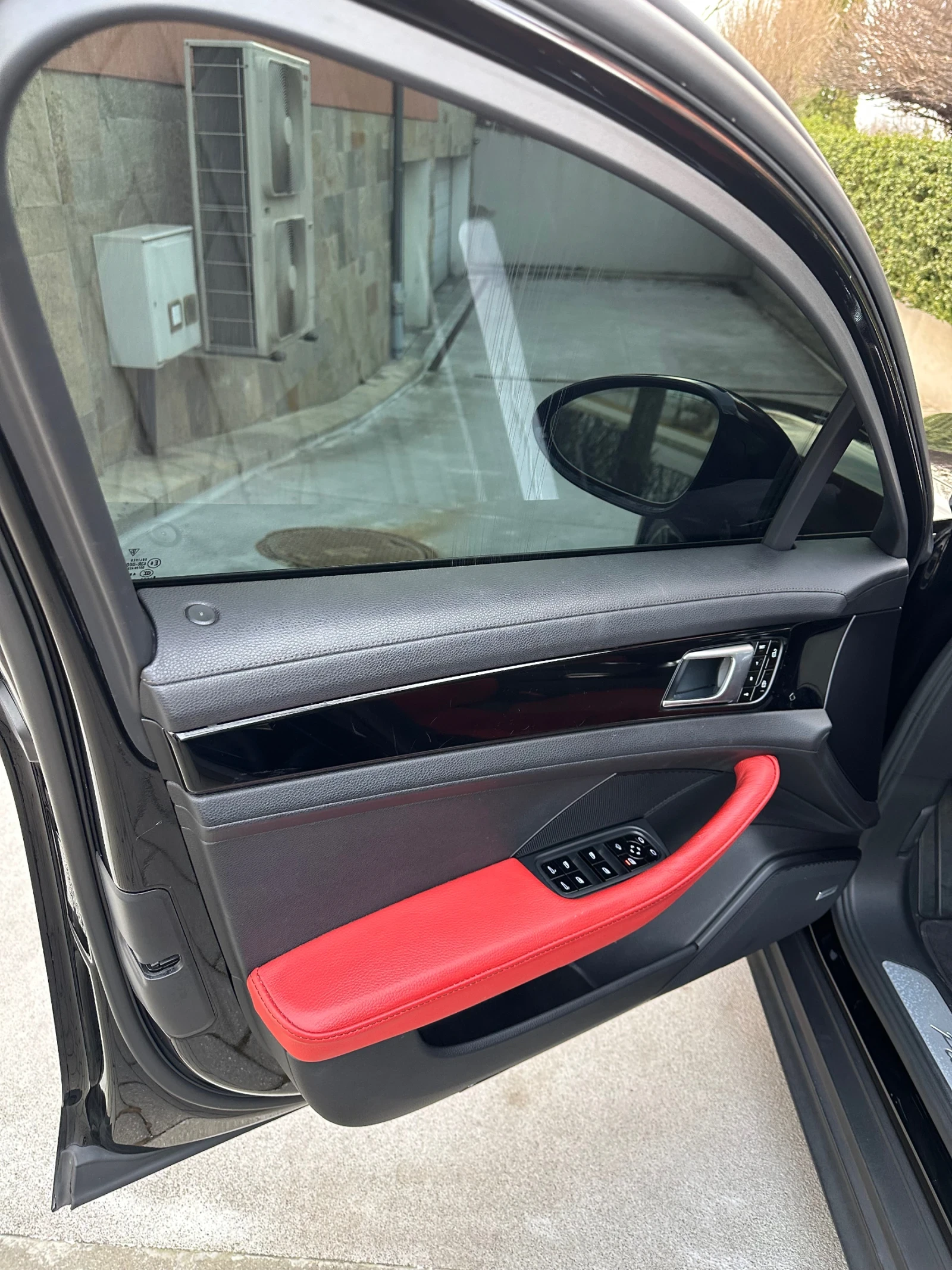 Porsche Panamera, снимка 12 - Автомобили и джипове - 53079461