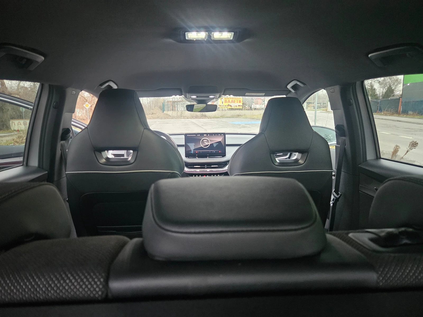 Skoda Enyaq Sportline - изображение 8