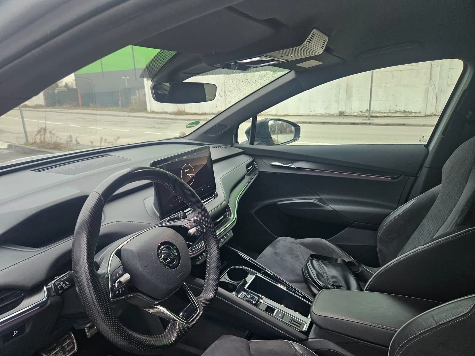 Skoda Enyaq Sportline - изображение 7