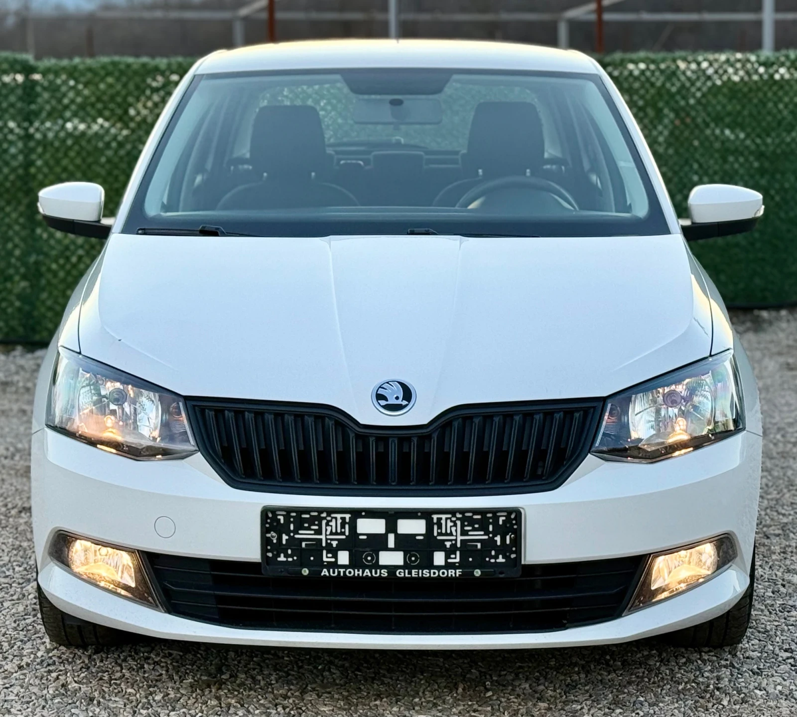 Skoda Fabia 1.0i 92000km EURO 6 - изображение 2