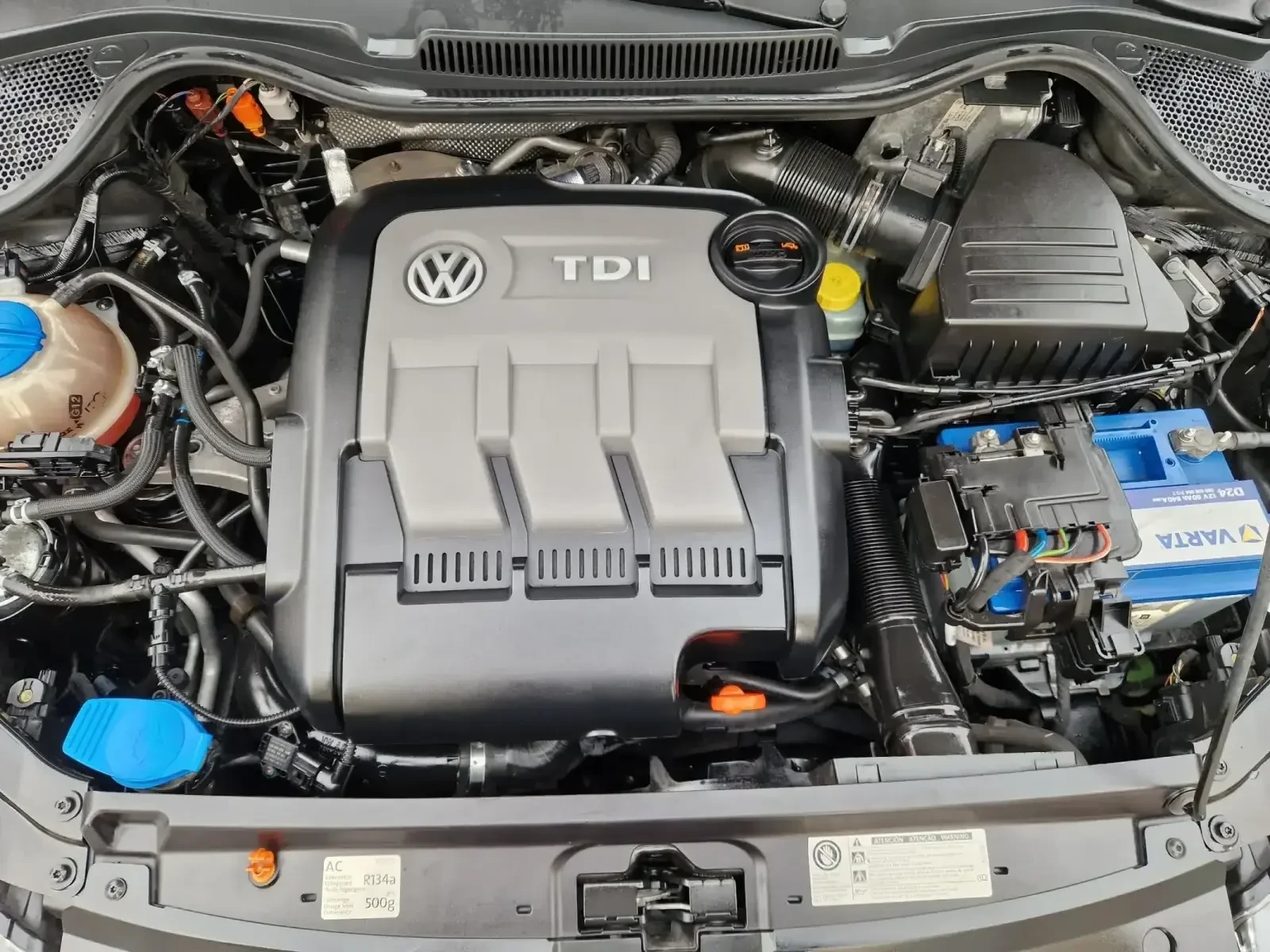 VW Polo 1.2TDI/5 врати, снимка 15 - Автомобили и джипове - 53710826