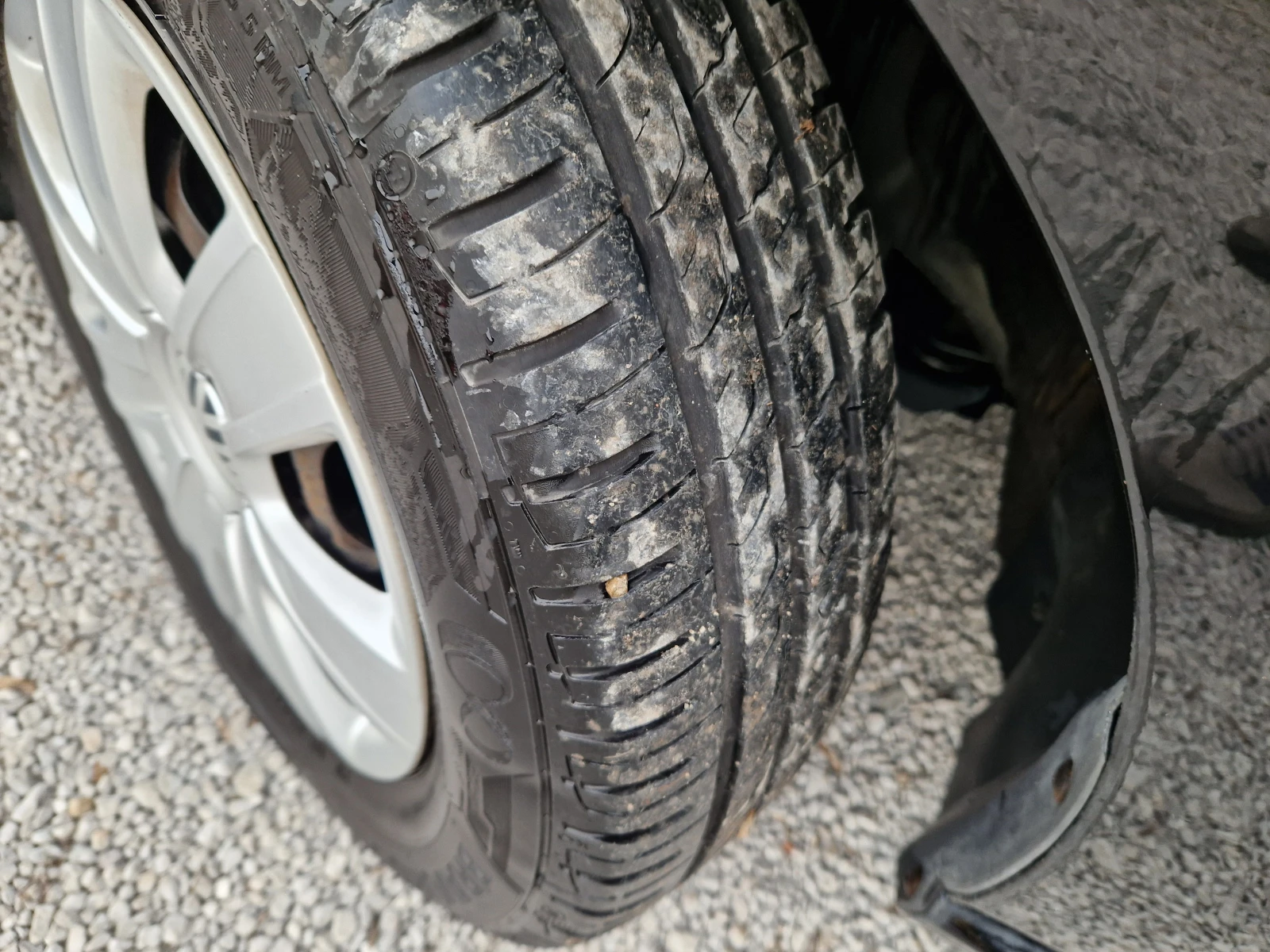 VW Polo 1.2TDI/5 врати, снимка 9 - Автомобили и джипове - 53710826