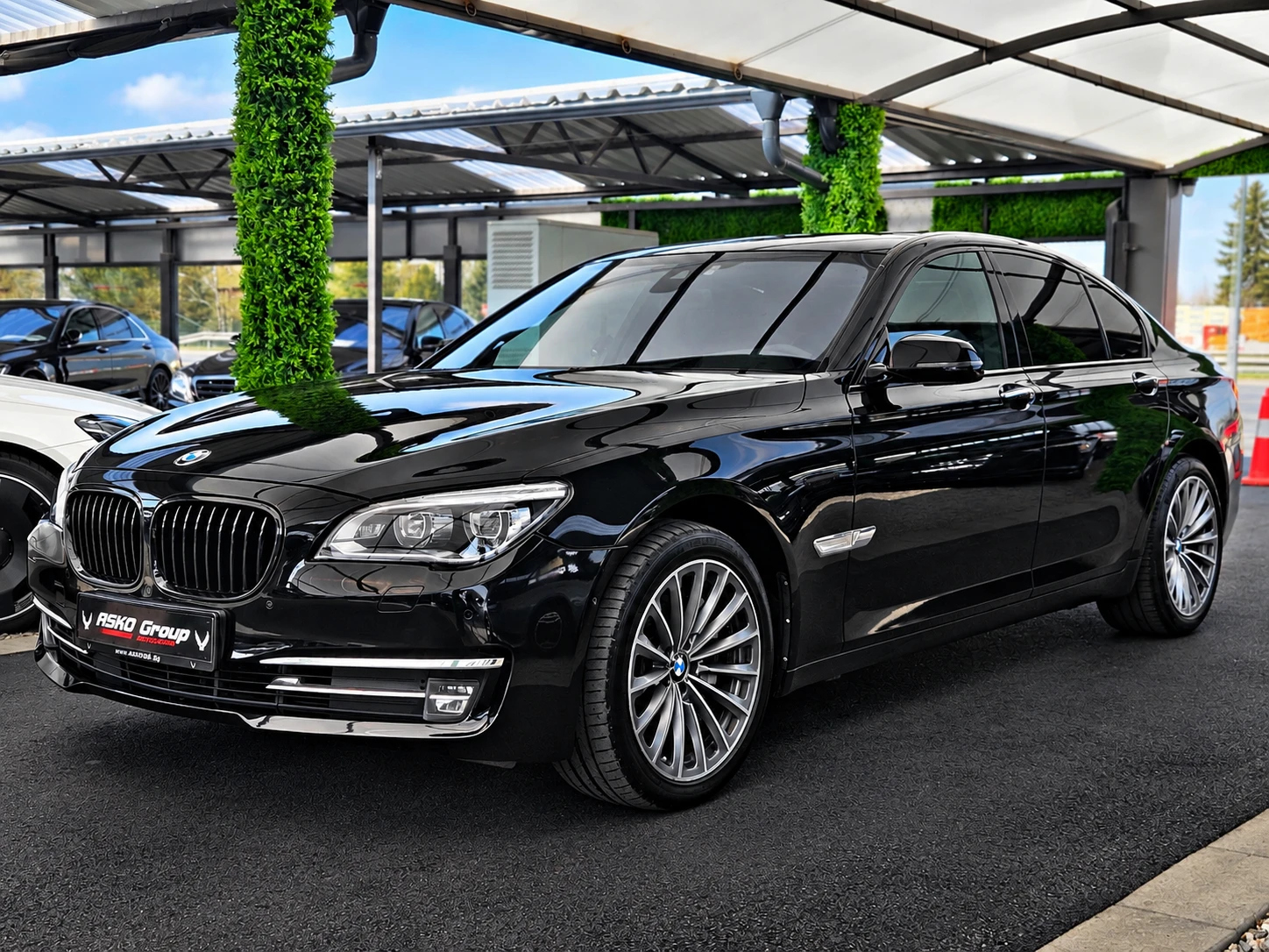 BMW 750 M/XD/SHADOW/DISTR/HUD/360CAM/ВАКУУМ/ОБДУХ/AMBI/LIZ
