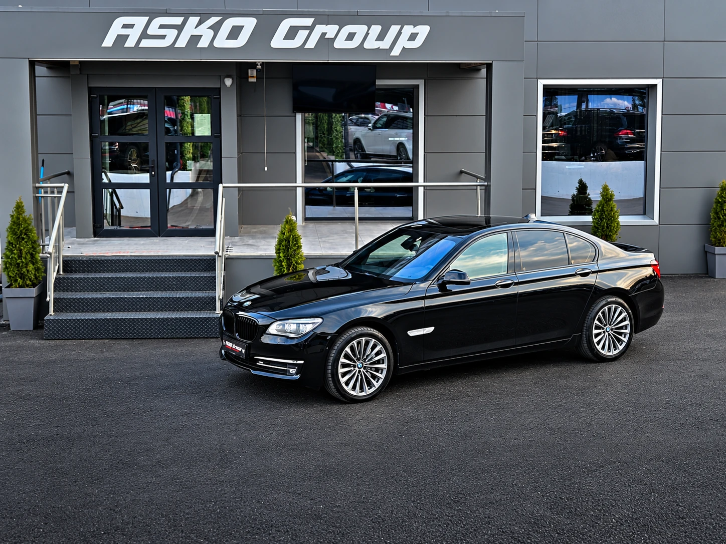 BMW 750 M/XD/SHADOW/DISTR/HUD/360CAM/������/�����/AMBI/LIZ | Mobile.bg � ����������� 17