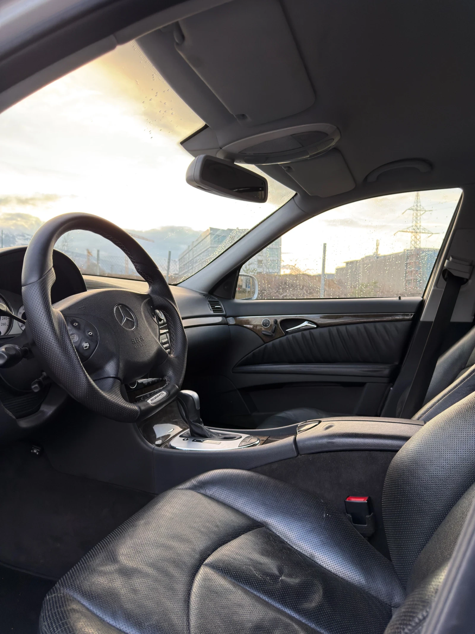 Mercedes-Benz E 500 AMG/FULL/LPG, снимка 9 - Автомобили и джипове - 54009681