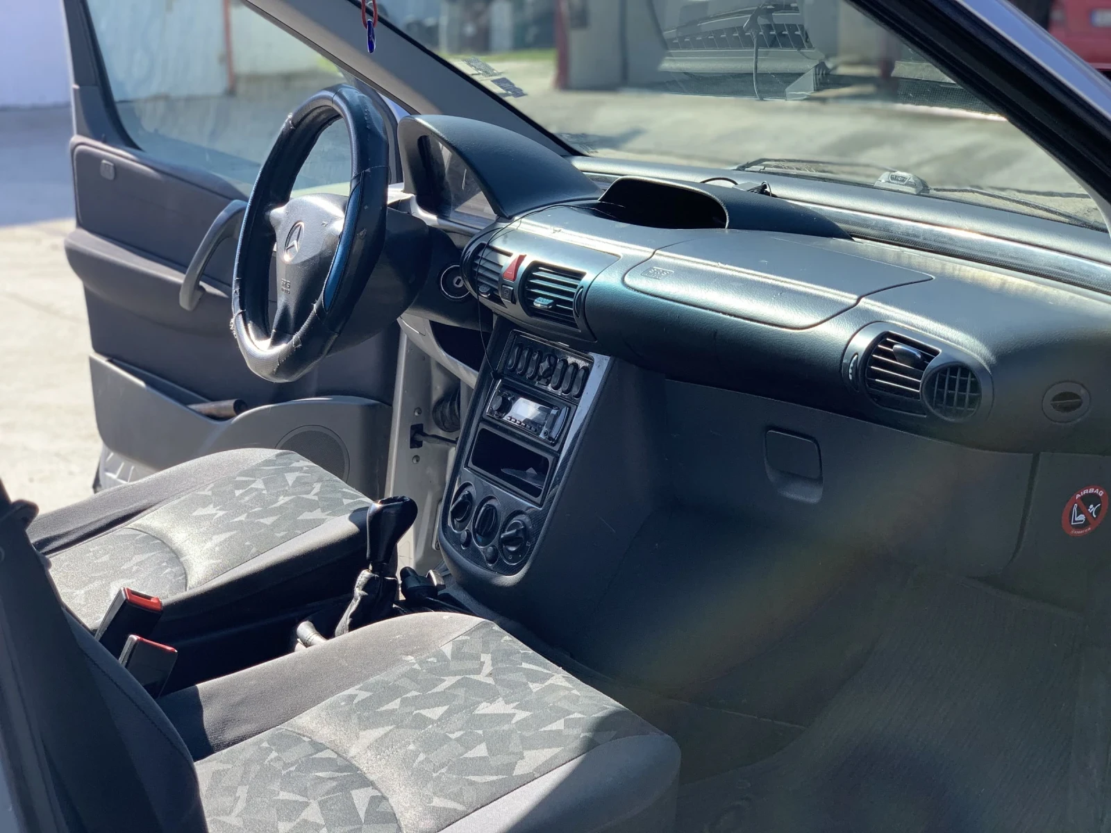 Mercedes-Benz Vaneo 1.9, снимка 6 - Автомобили и джипове - 54043507