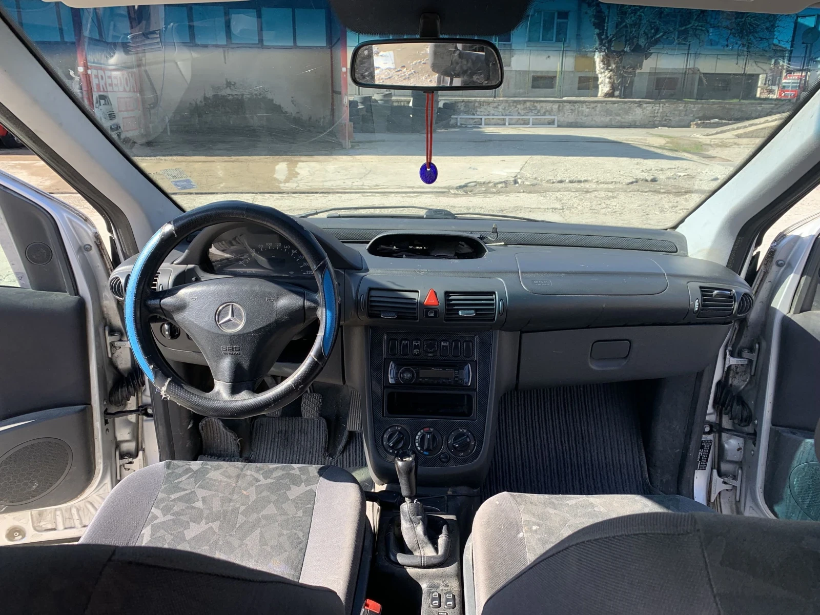 Mercedes-Benz Vaneo 1.9, снимка 7 - Автомобили и джипове - 54043507