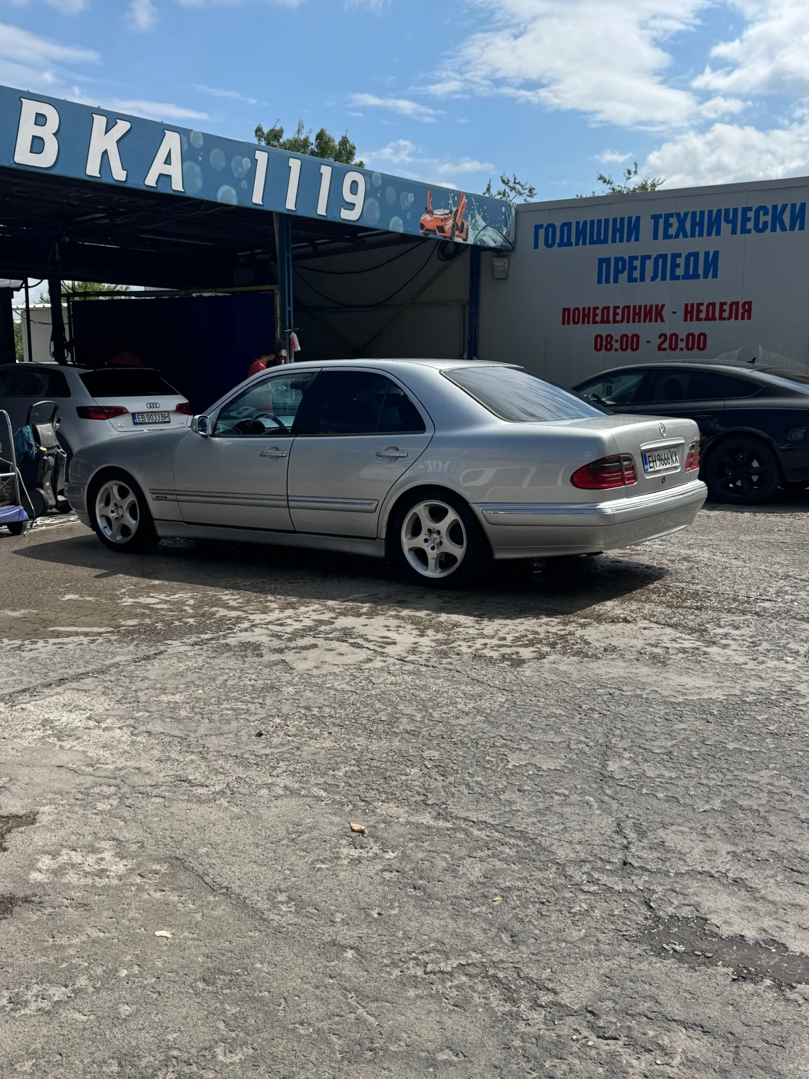 Mercedes-Benz E 320 E320 CDI AVANTGARD ПОДГРЕВ АВТОМАТИК КОЖА, снимка 9 - Автомобили и джипове - 54102530