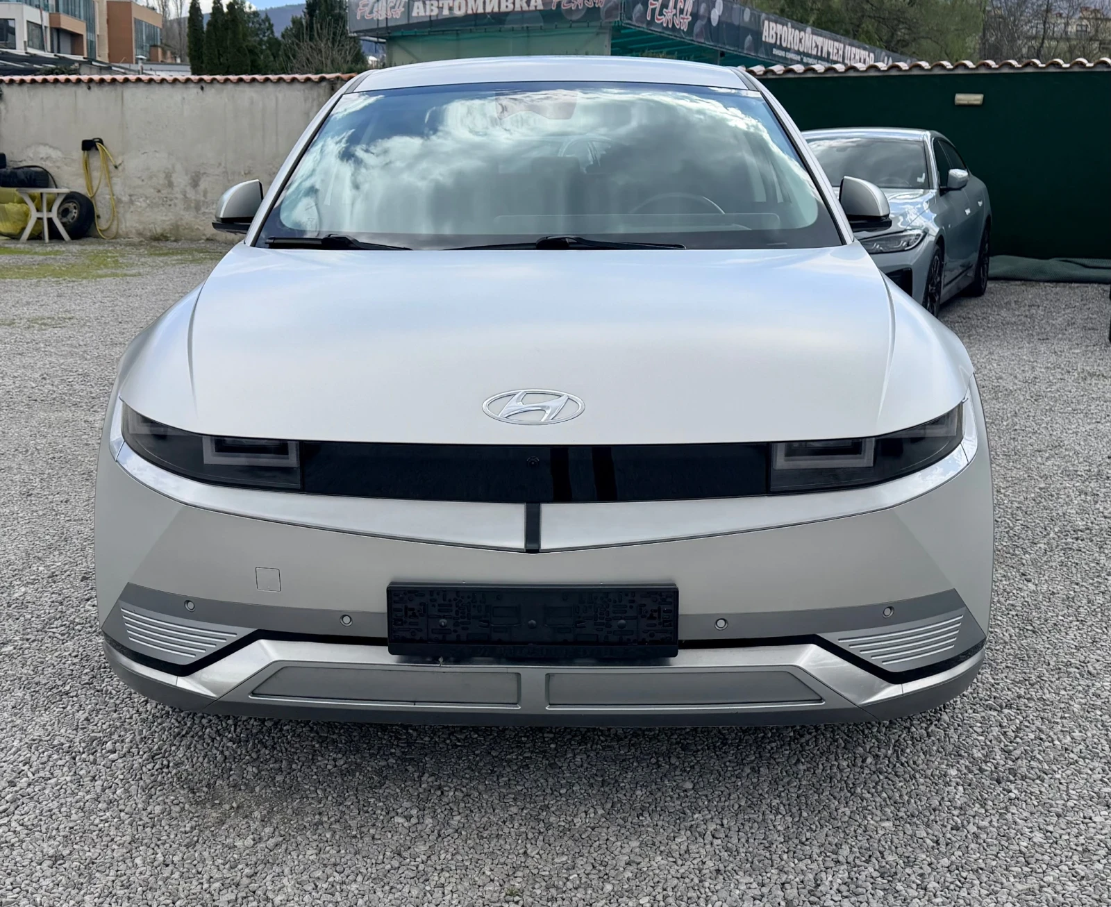 Hyundai Ioniq 5 77.4 kWh 4x4 Premium , снимка 6 - Автомобили и джипове - 54158025