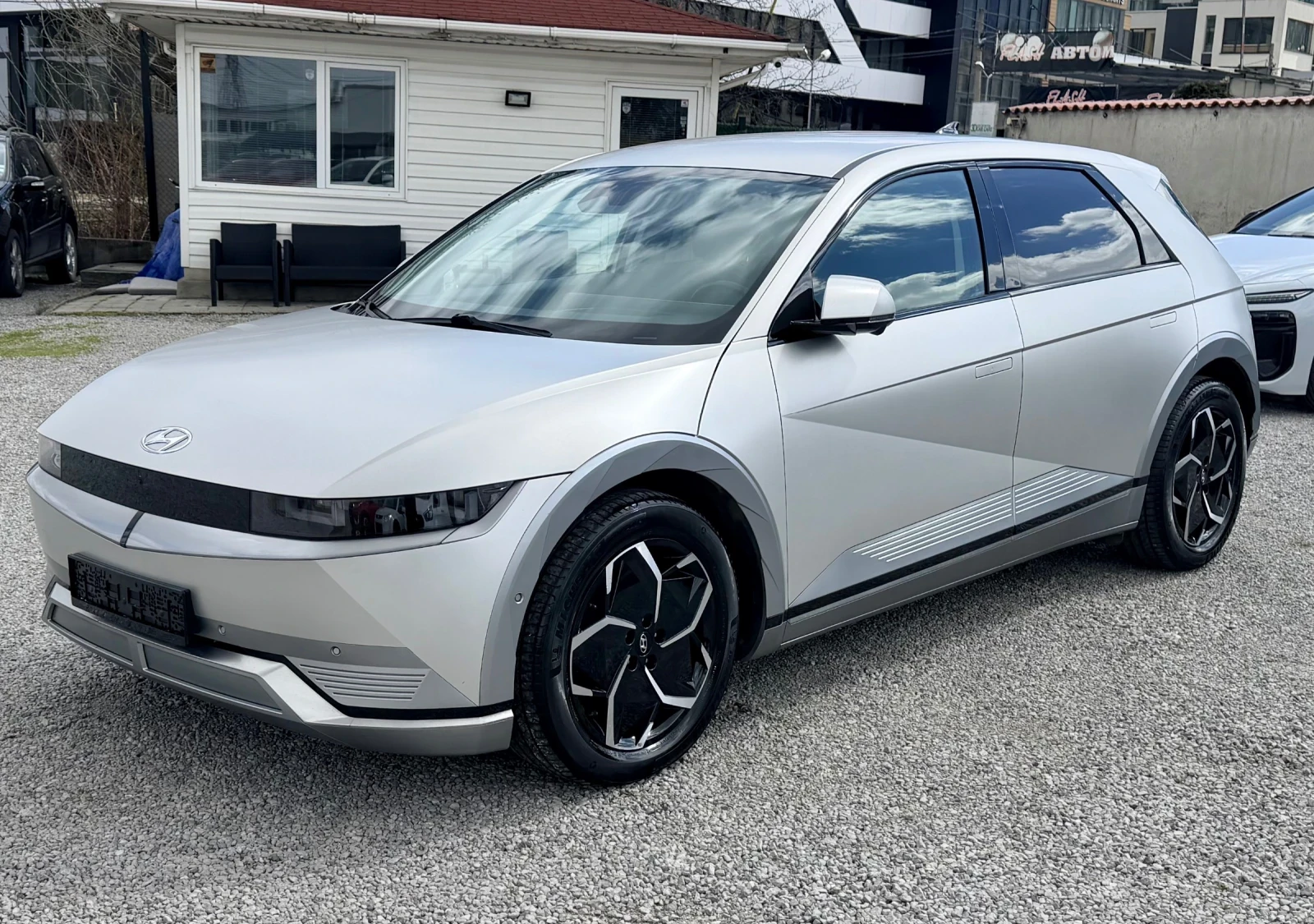 Hyundai Ioniq 5 77.4 kWh 4x4 Premium  | Auto.bg — изображение 1