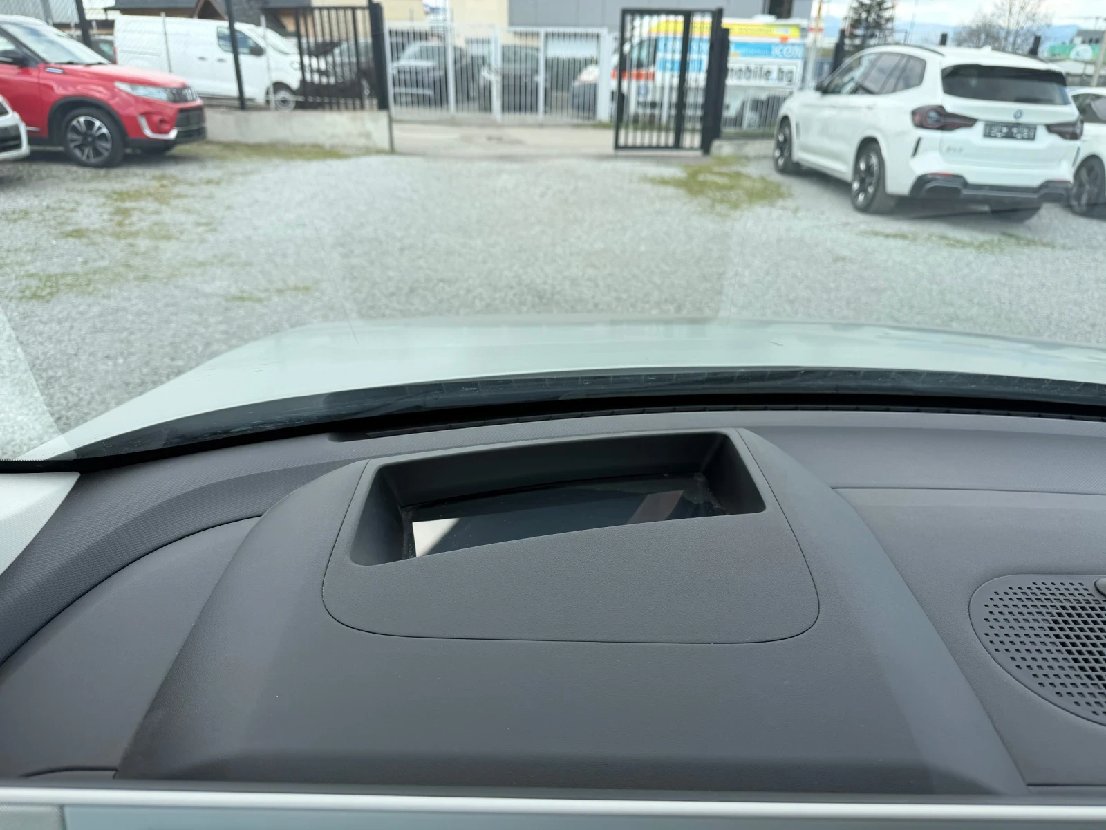 Hyundai Ioniq 5 77.4 kWh 4x4 Premium , снимка 13 - Автомобили и джипове - 54158025