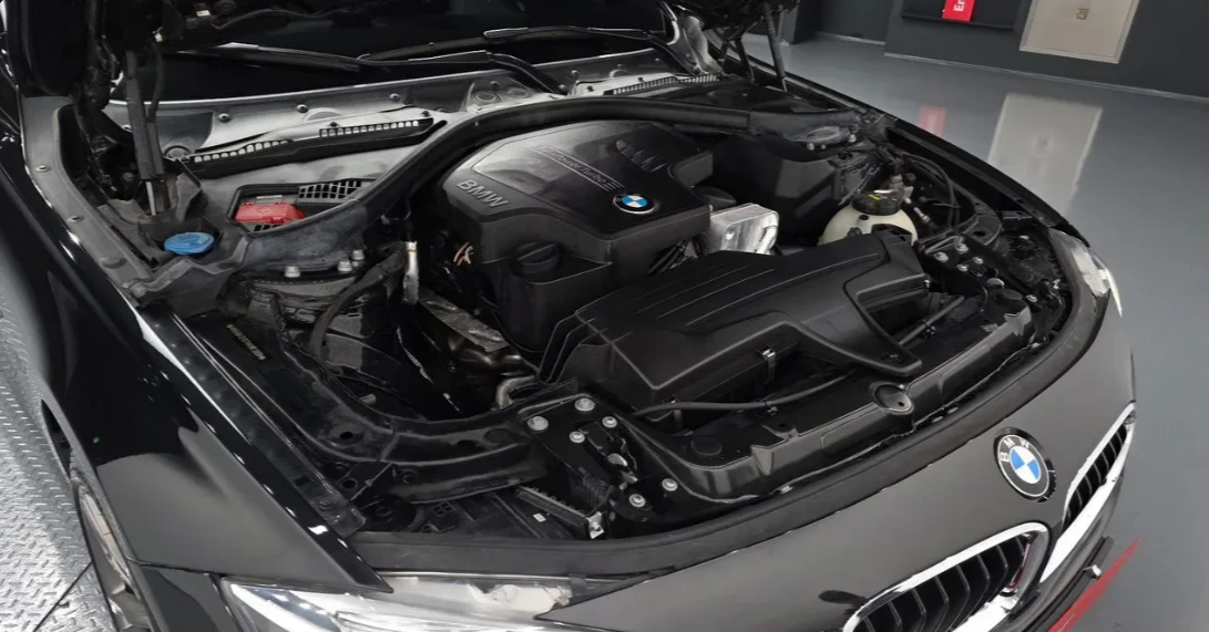 BMW 320  M Sport, снимка 6 - Автомобили и джипове - 54468670