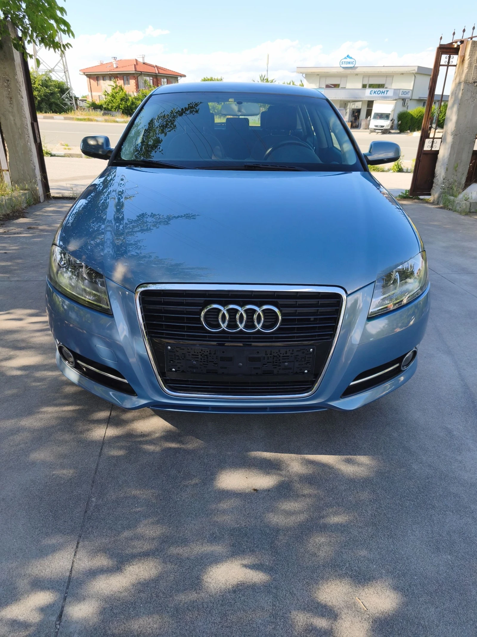 Audi A3 1.6 TDI SPORTBAC feys, снимка 3 - Автомобили и джипове - 54916827