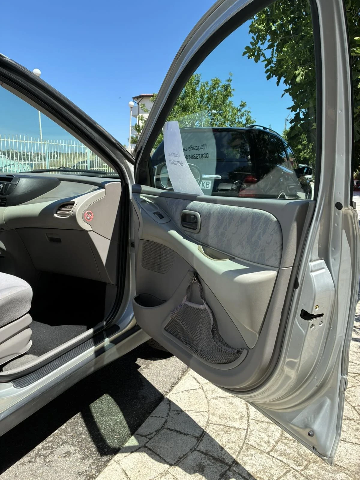 Nissan Almera tino, снимка 6 - Автомобили и джипове - 55081432