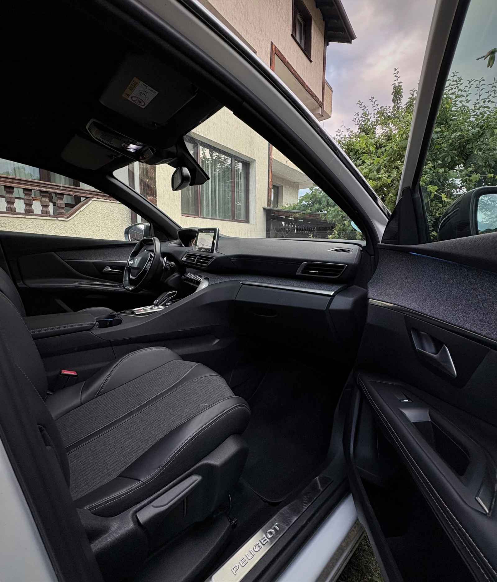 Peugeot 3008 Peugeot 3008 2.0 Blue-HDi GT, снимка 6 - Автомобили и джипове - 55254084