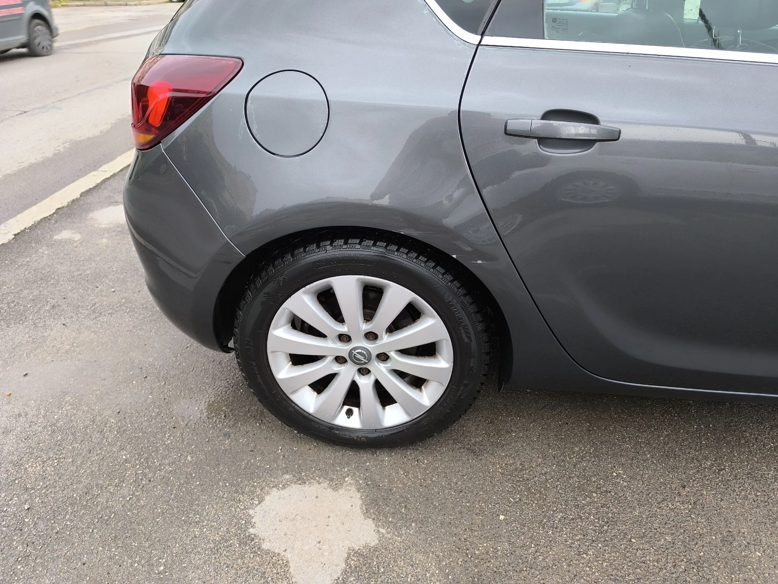 Opel Astra 1.6 180 кс автомат/газ, снимка 4 - Автомобили и джипове - 55429156