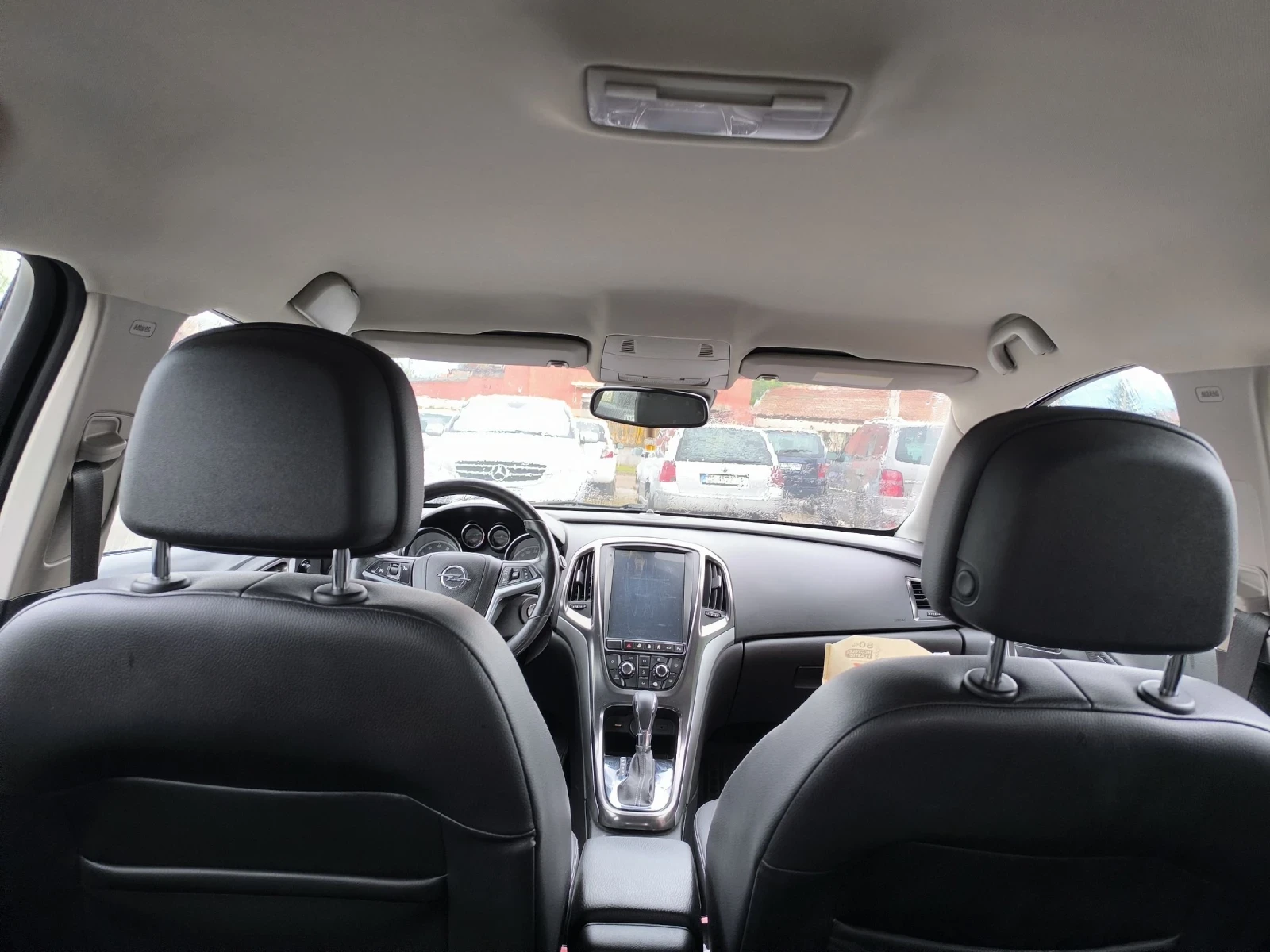 Opel Astra 1.6 180 кс автомат/газ, снимка 11 - Автомобили и джипове - 55429156