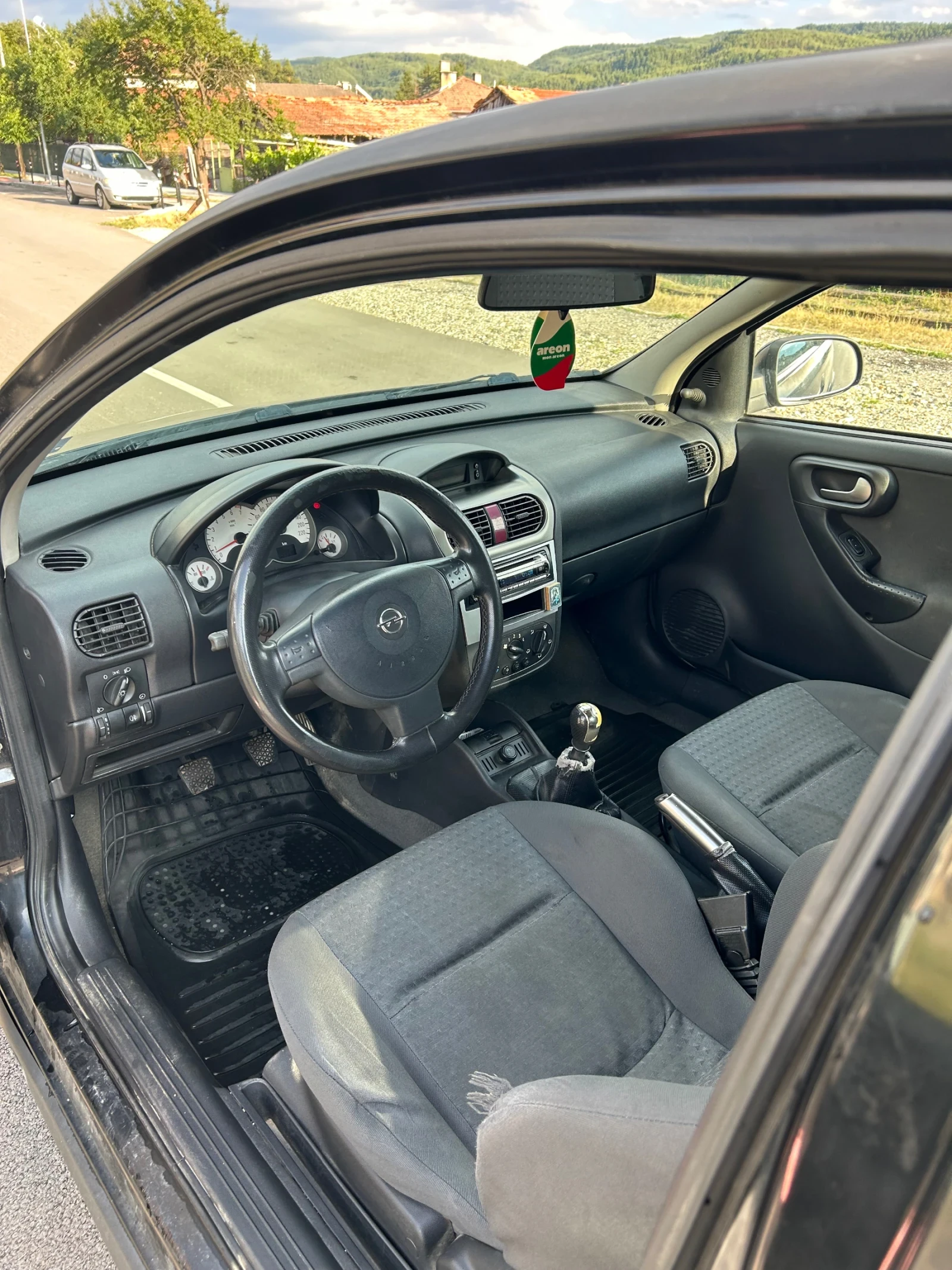 Opel Corsa, снимка 4 - Автомобили и джипове - 55449311