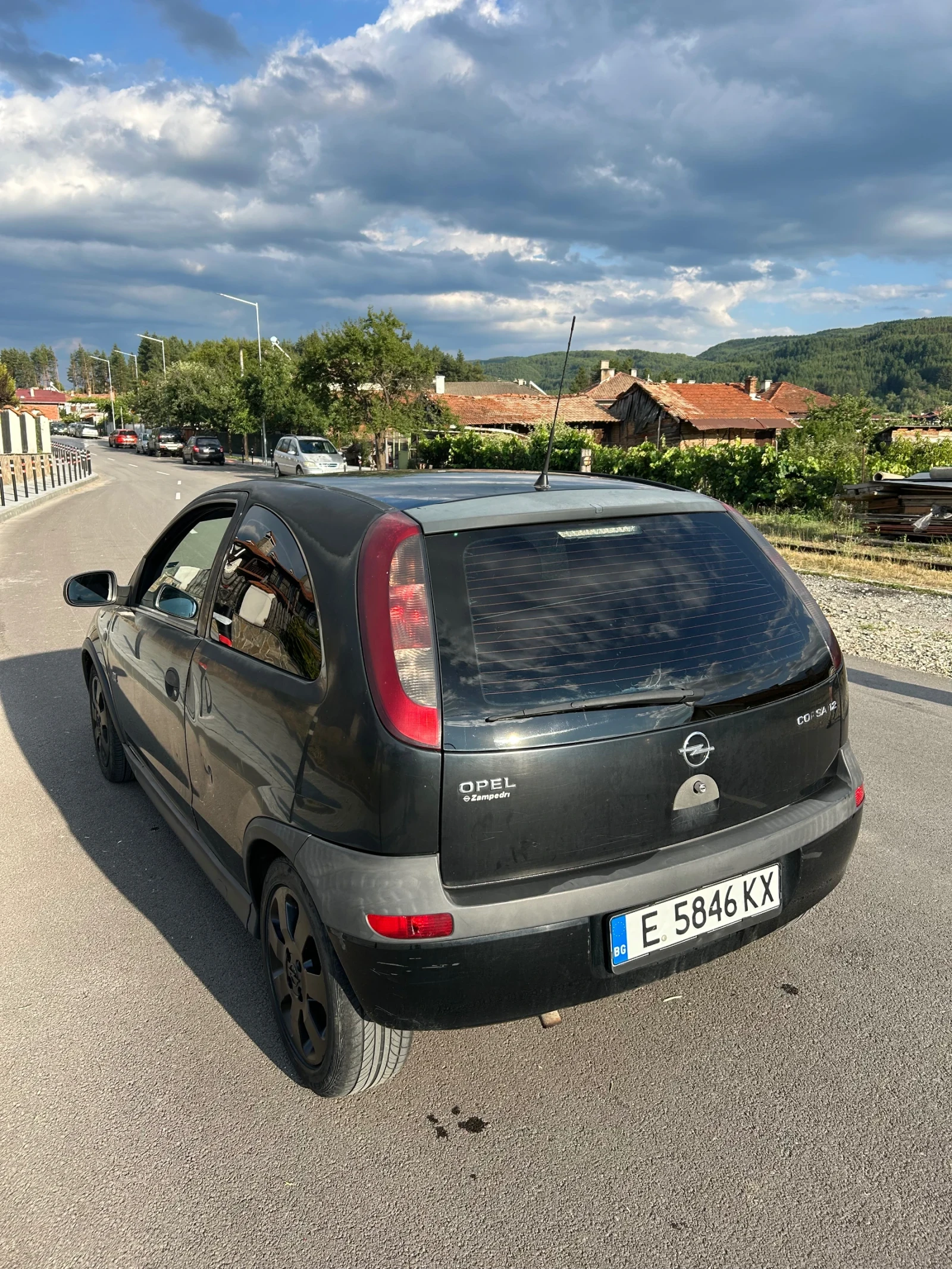 Opel Corsa, снимка 2 - Автомобили и джипове - 55449311
