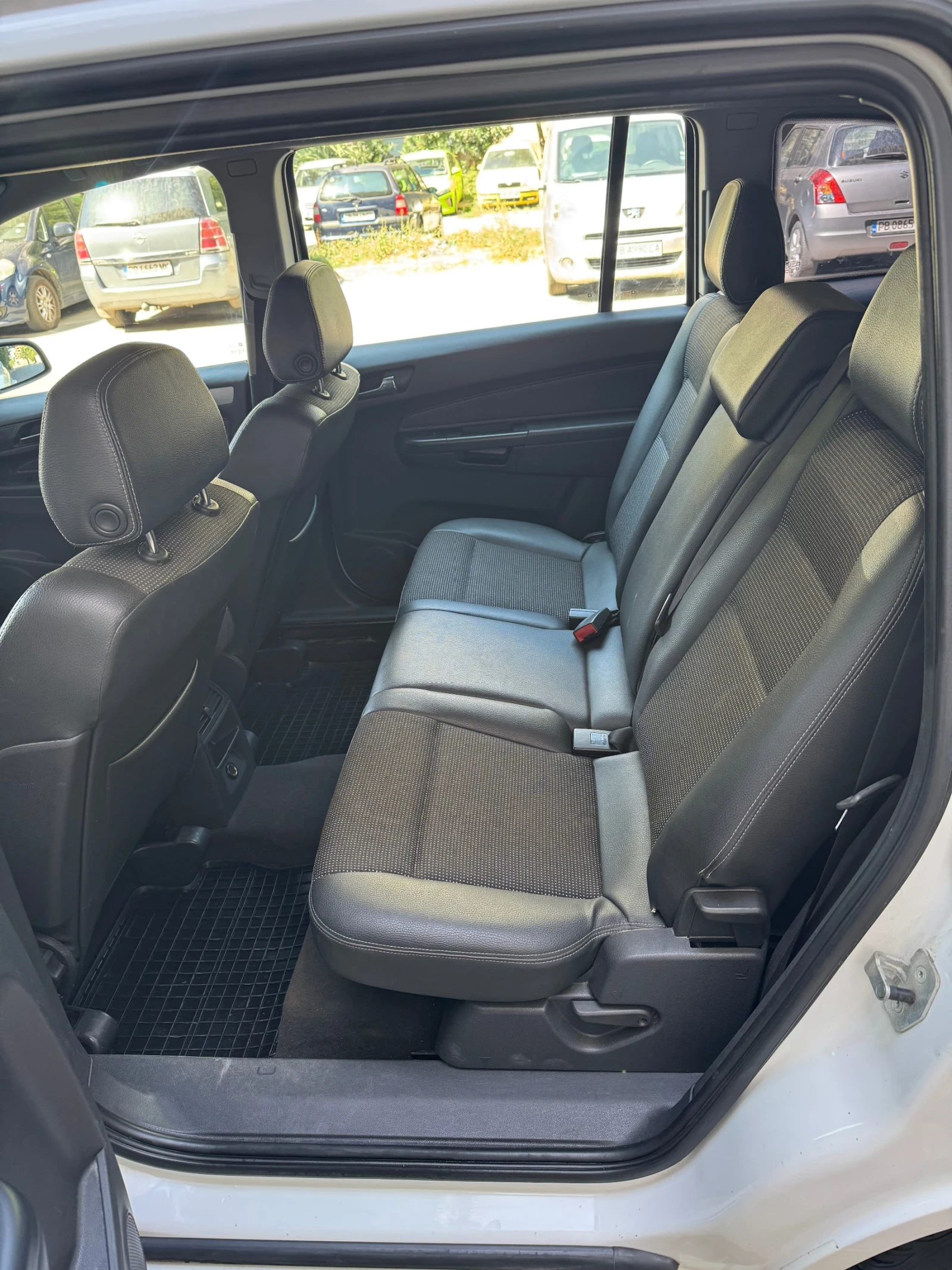 Opel Zafira, снимка 6 - Автомобили и джипове - 55612893