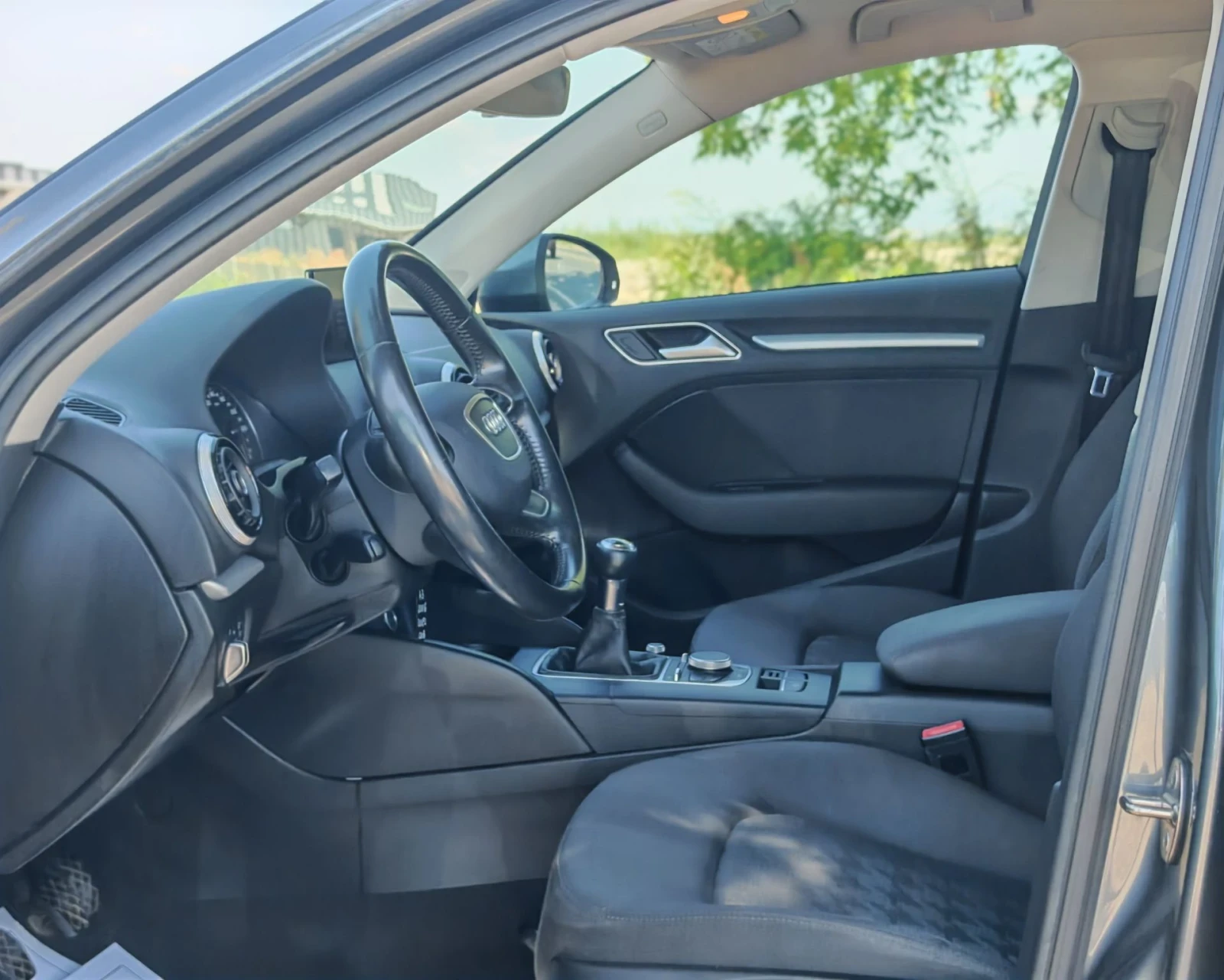 Audi A3 1.6 ДИЗЕЛ 110 К.С. УНИКАЛНО СЪСТОЯНИЕ!!!, снимка 8 - Автомобили и джипове - 55643244