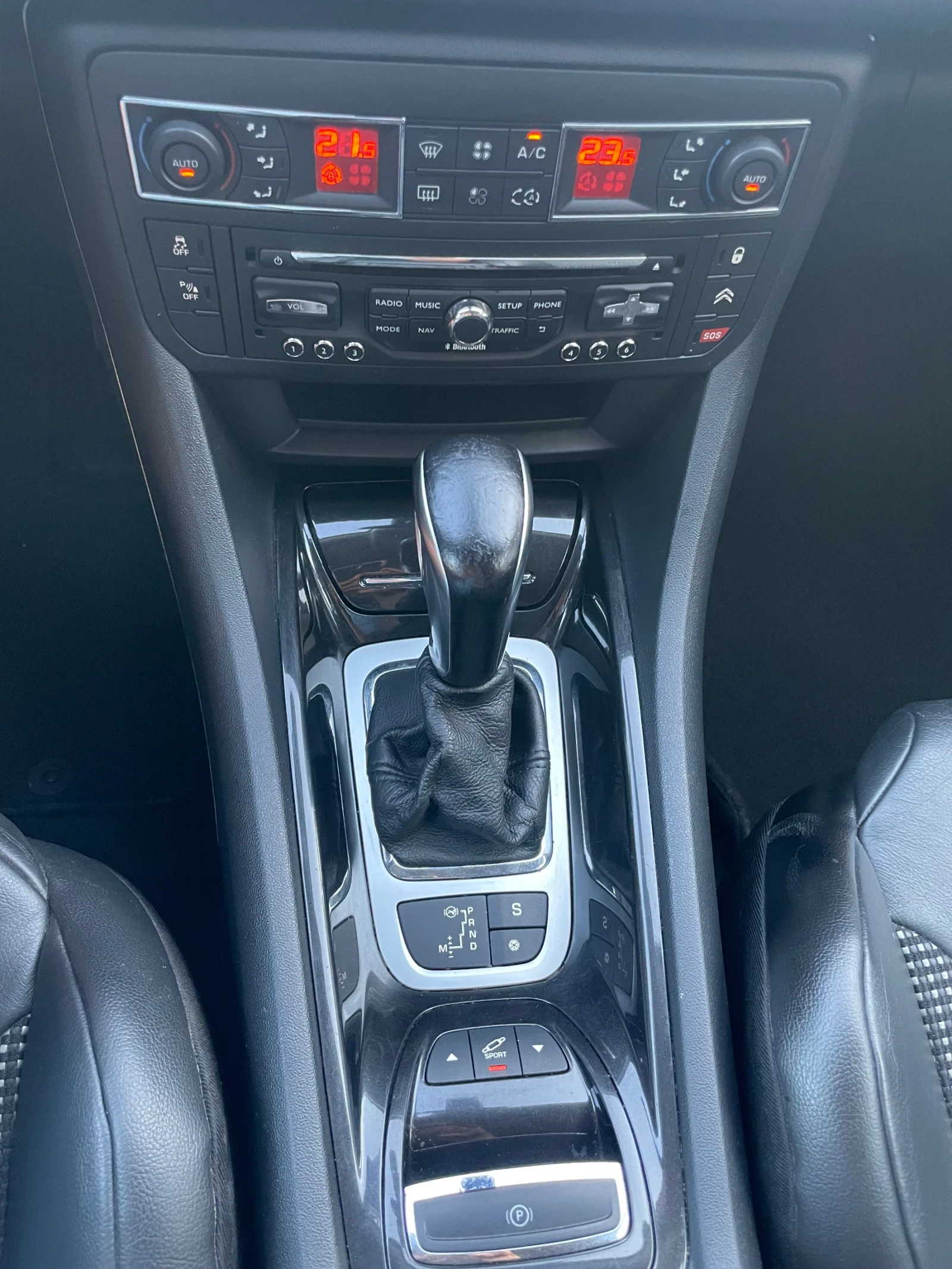 Citroen C5 ФЕЙСЛИФТ/EXCLUSIVE-2.0 HDI-163k.c-AVTOMATIC/СЕДАН, снимка 13 - Автомобили и джипове - 55898986