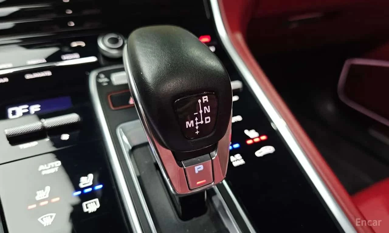Porsche Panamera * 3.0 AWD * АВТОКРЕДИТ БЕЗ ПЪРВОНАЧАЛНА ВНОСКА* , снимка 9 - Автомобили и джипове - 56180465