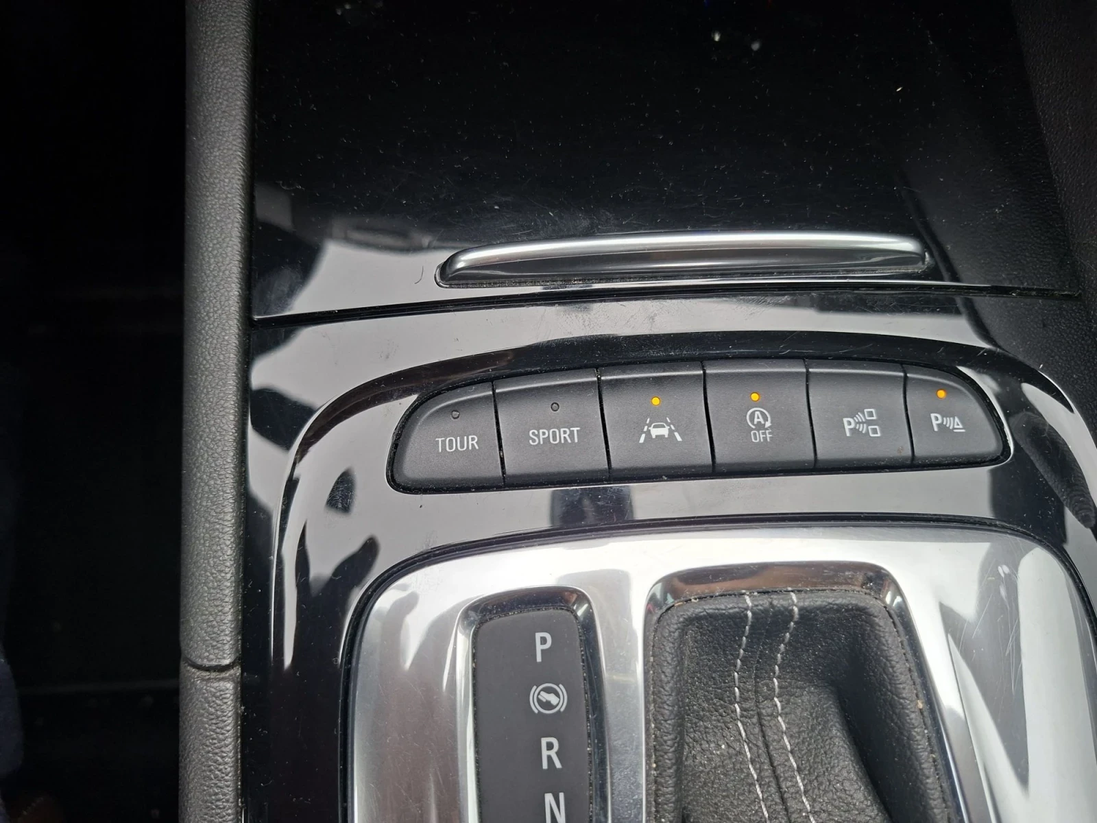 Opel Insignia, снимка 9 - Автомобили и джипове - 56720113