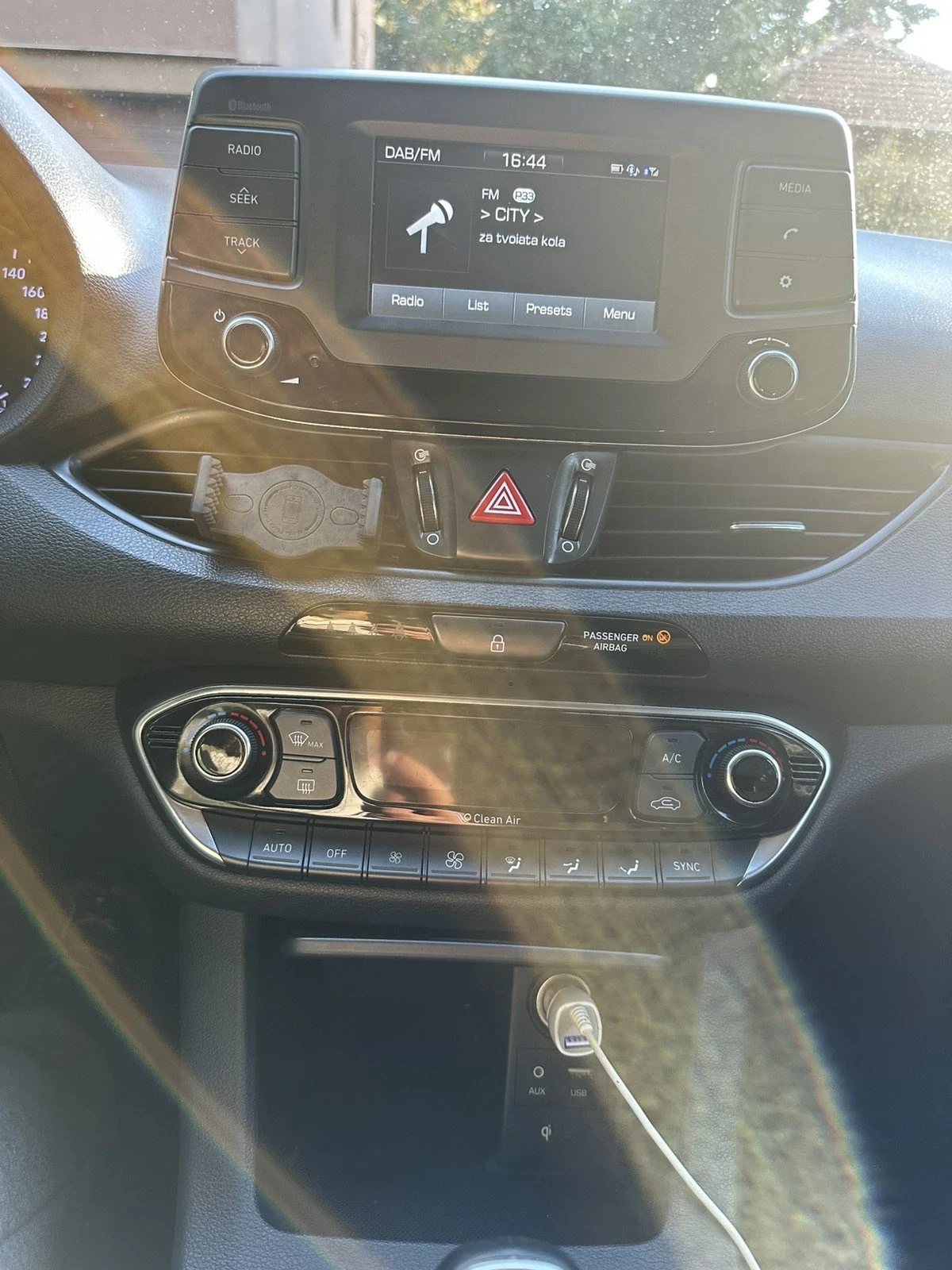Hyundai I30 1.6 CRDI, снимка 7 - Автомобили и джипове - 56722784