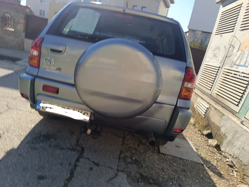 Toyota Rav4, снимка 3 - Автомобили и джипове - 47997670