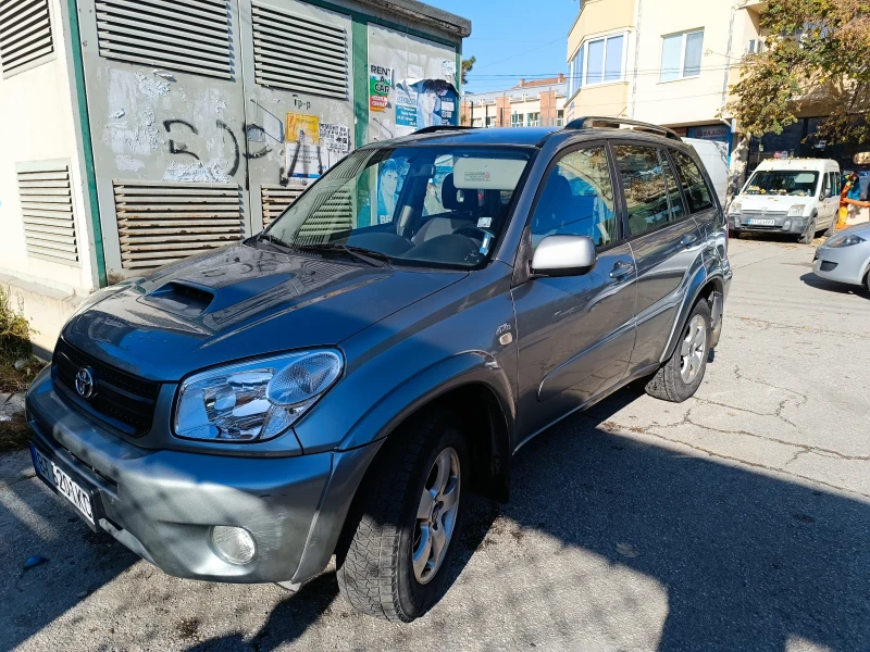 Toyota Rav4, снимка 9 - Автомобили и джипове - 47997670